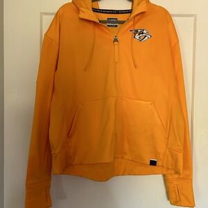NWOT Nashville Predators Fanatics women’s full zip hoodie. Size 2XL.